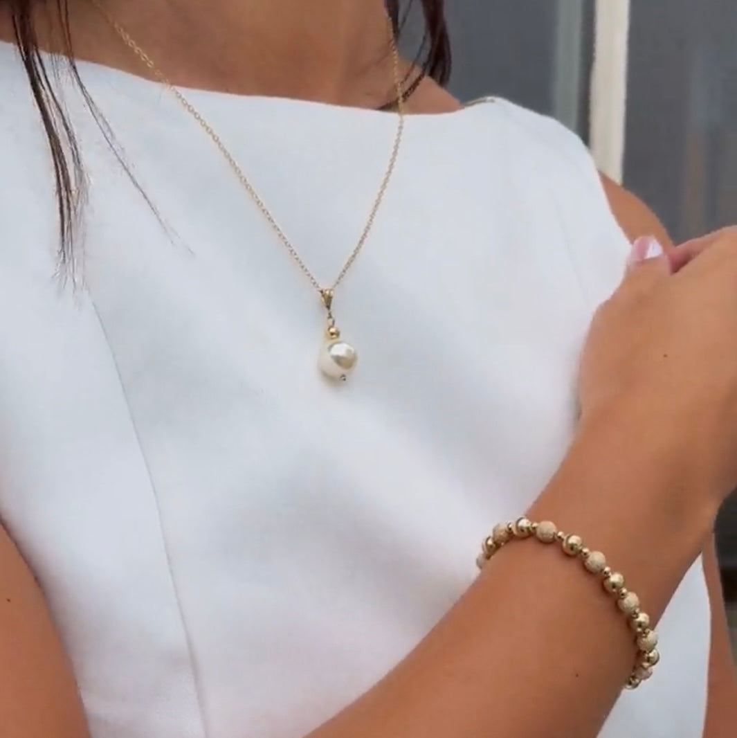 Swarovski large Pearl Necklace