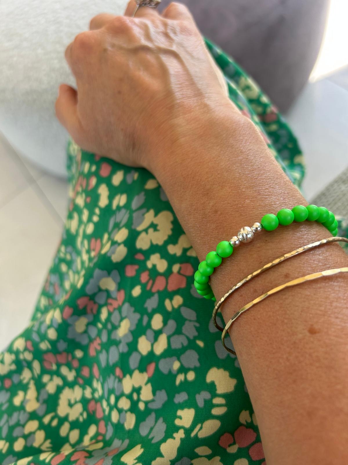 Neon Swarovski Pearl bracelet (Silver)