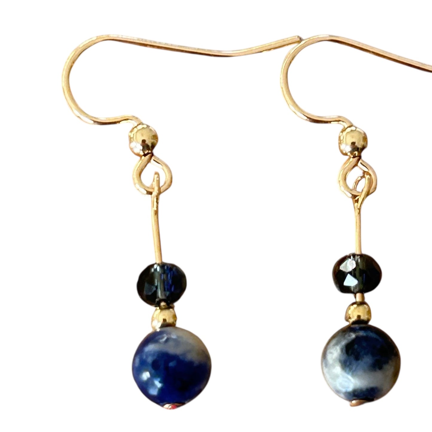 Sodalite with crystal