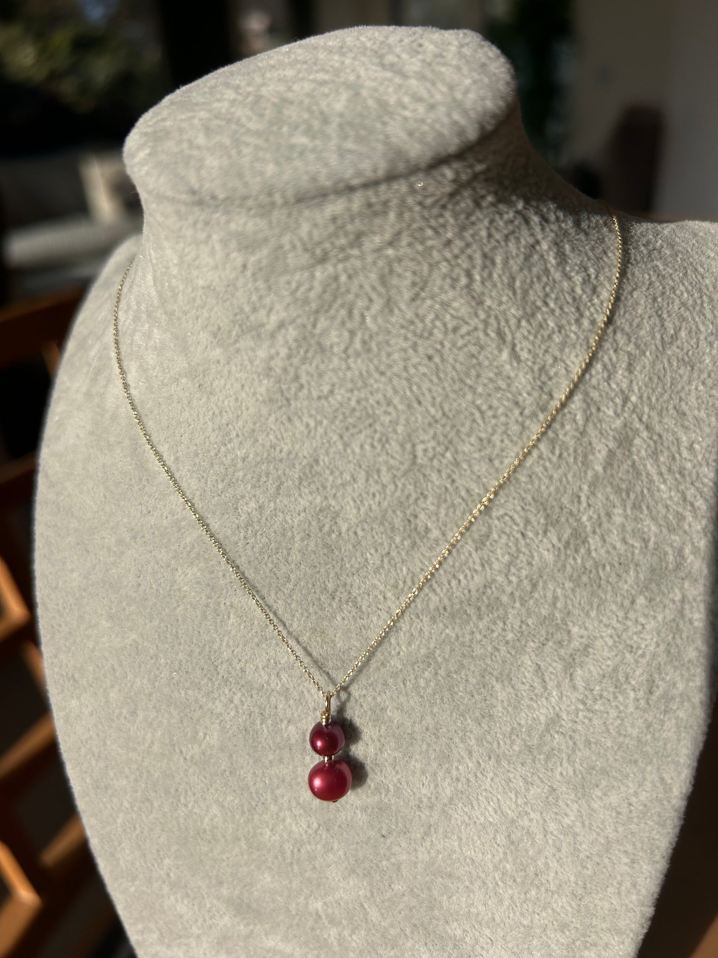 9ct Gold Freshwater Burgundy Pearl  Pendant