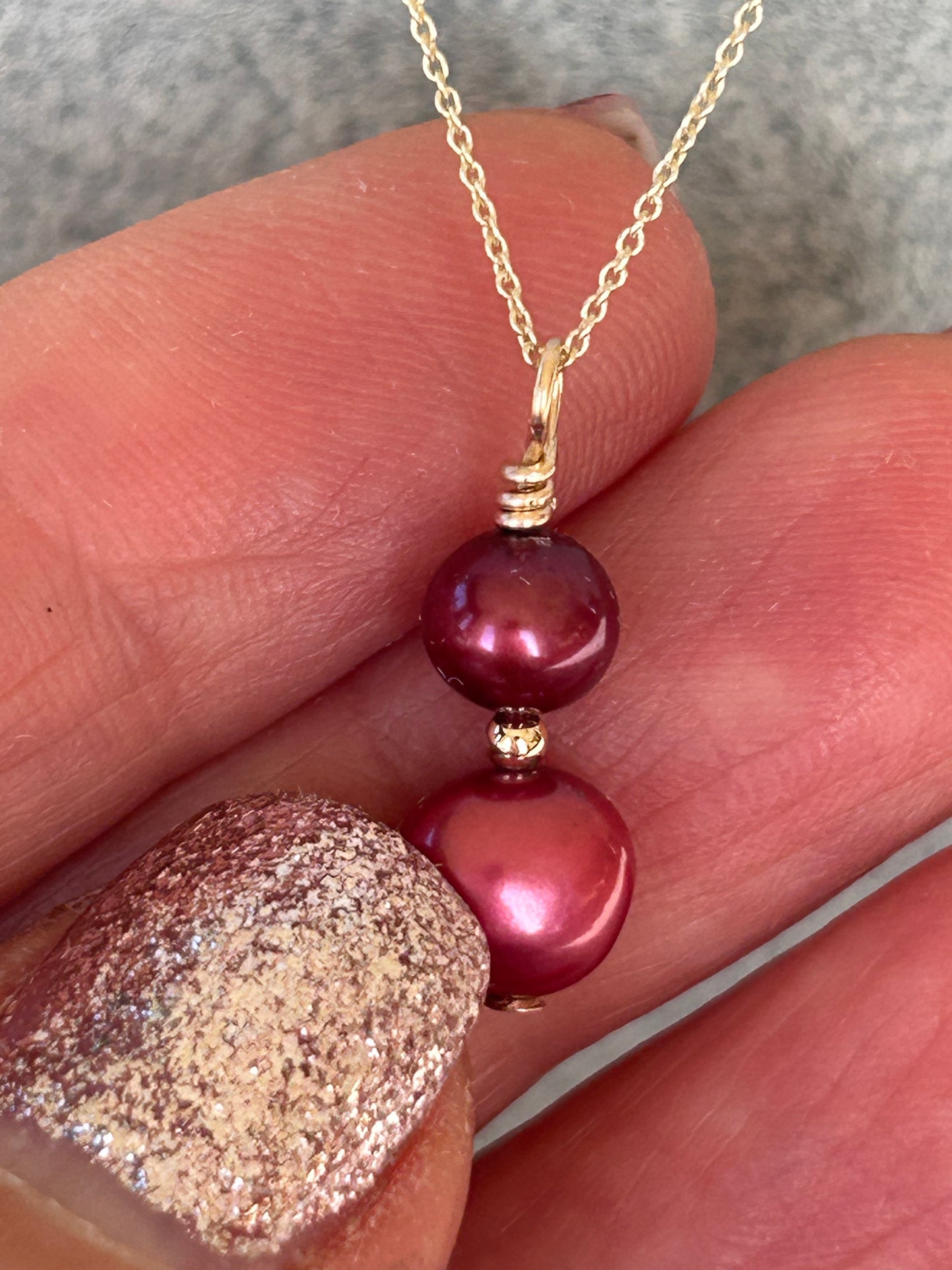9ct Gold Freshwater Burgundy Pearl  Pendant