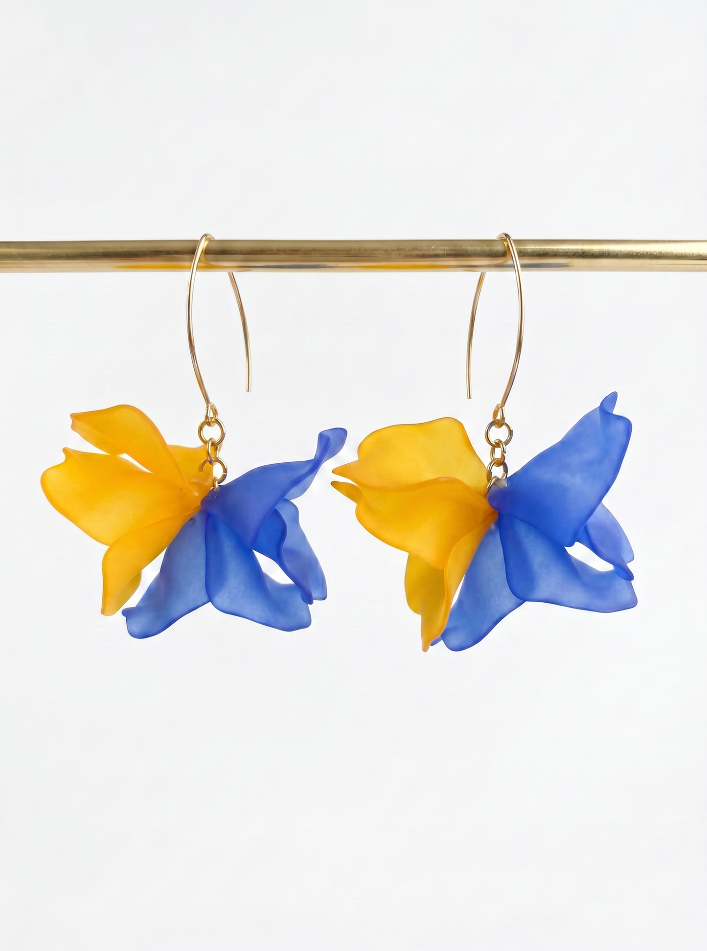 Clare Roses (Banner Butterflies)