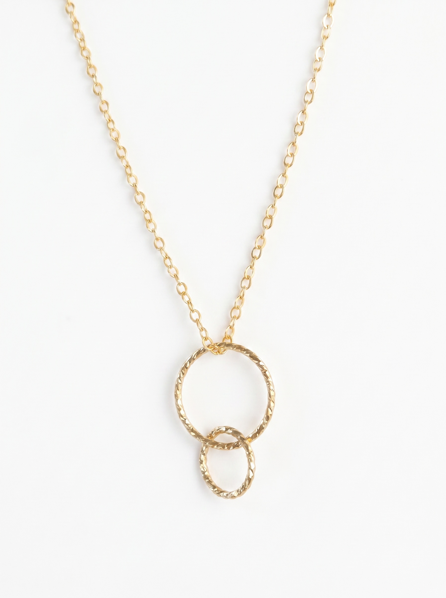 Interlocking Circle necklace
