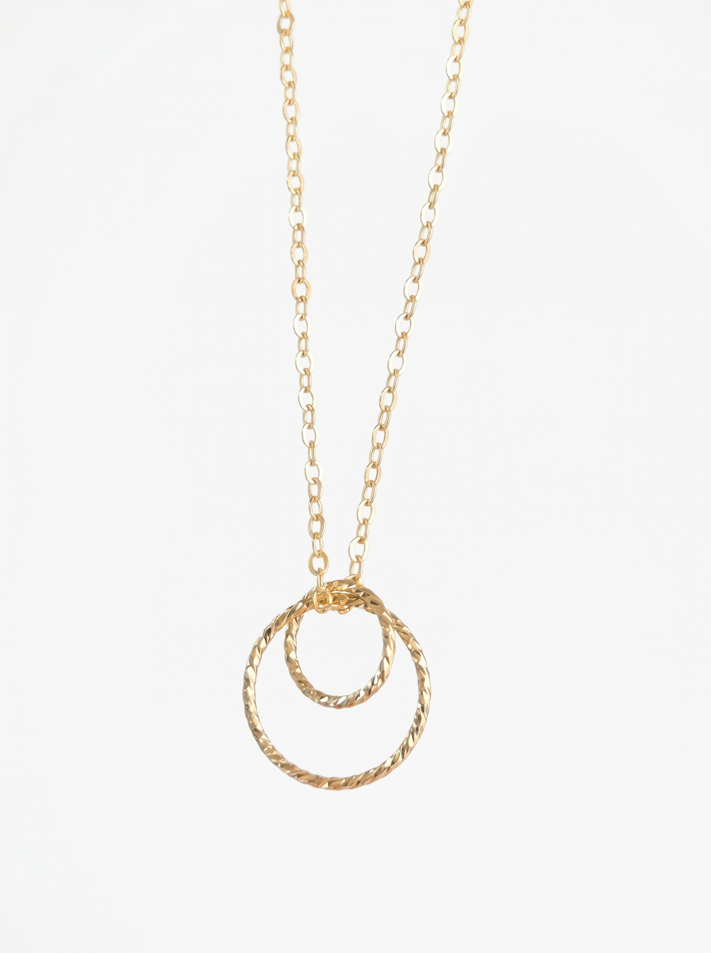 Interlocking Circle necklace