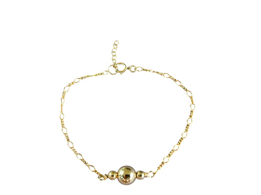 Beautiful Gold 3 ball bracelet.