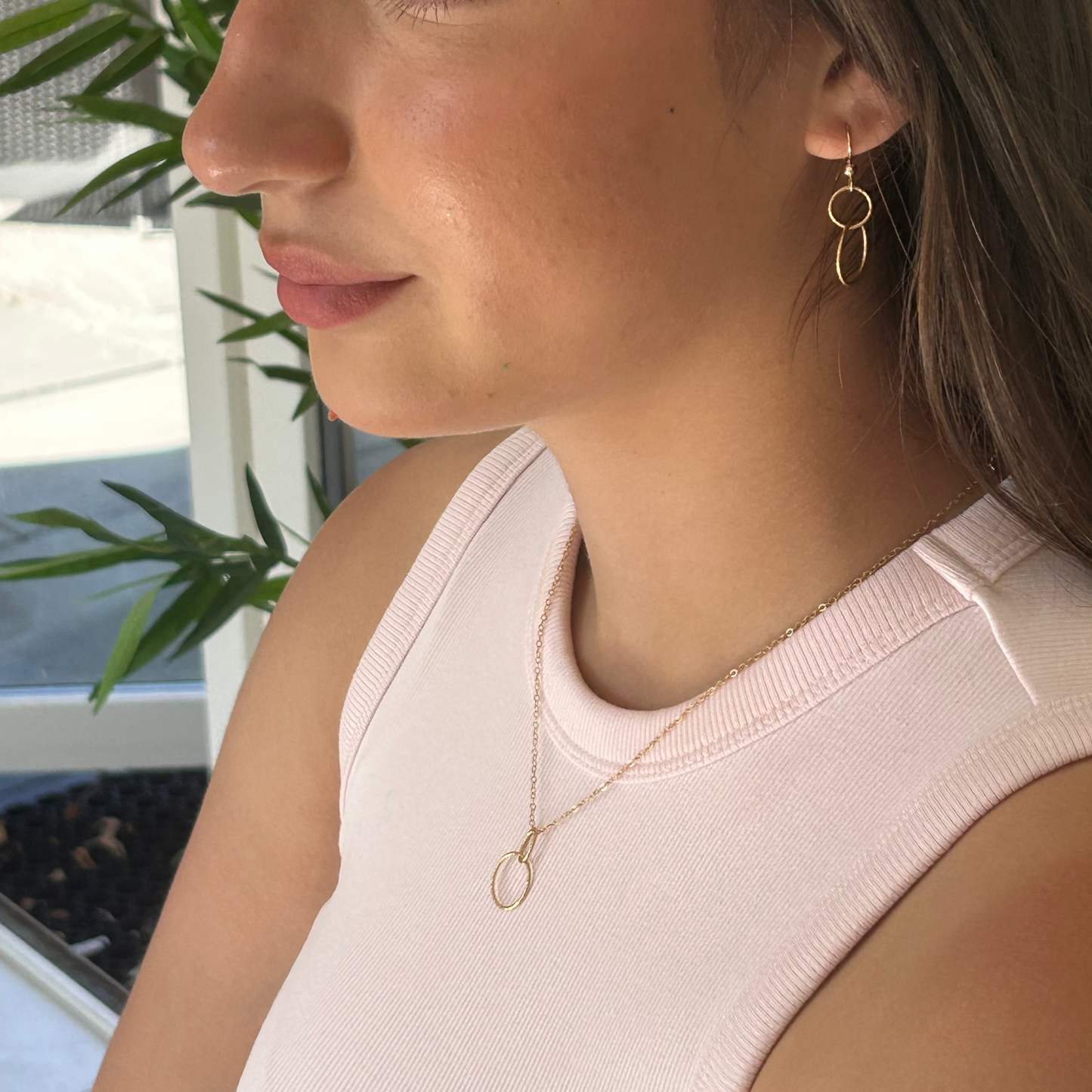Interlocking Circle necklace